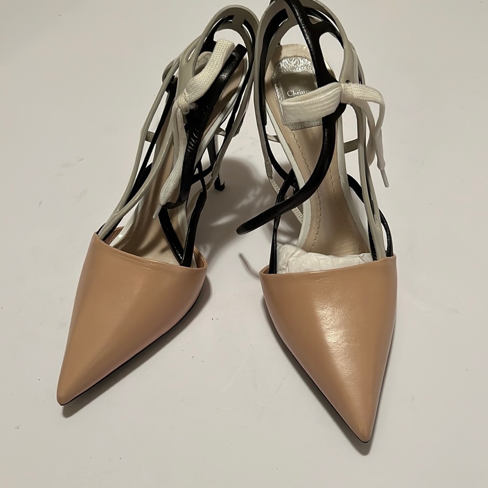 Christian Dior stunning slingback heels